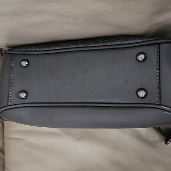 Patricia Nash Gray Floral Embossed Leather Crossbody - Picture 4 of 12